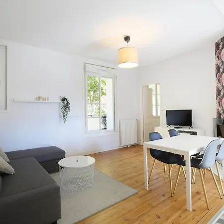 Appartamento Bright Spacious 2br - Near Center