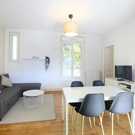 Appartamento Bright Spacious 2br - Near Center