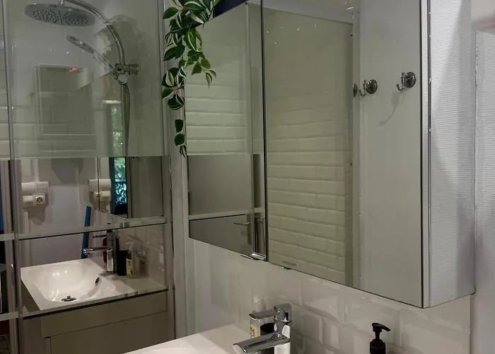 Grand T3 Lumineux - Proche Centre & Parking Facile Διαμέρισμα