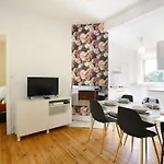 Daire Grand T3 Lumineux - Proche Centre & Parking Facile *